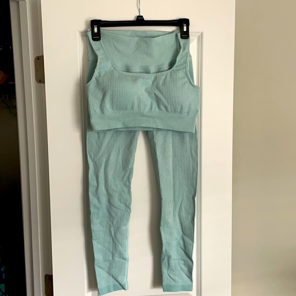 💙Light turquoise fittness set